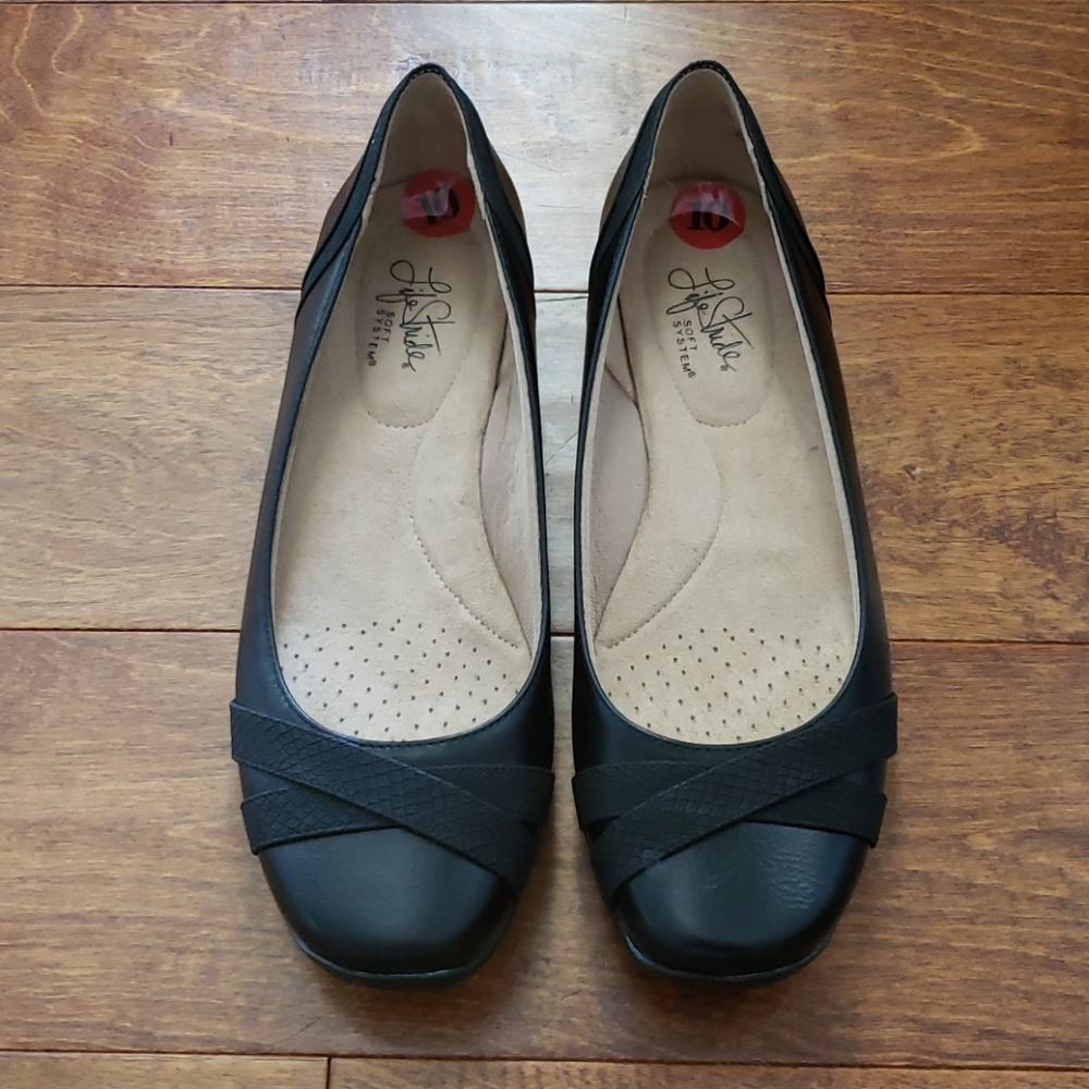 Black flats